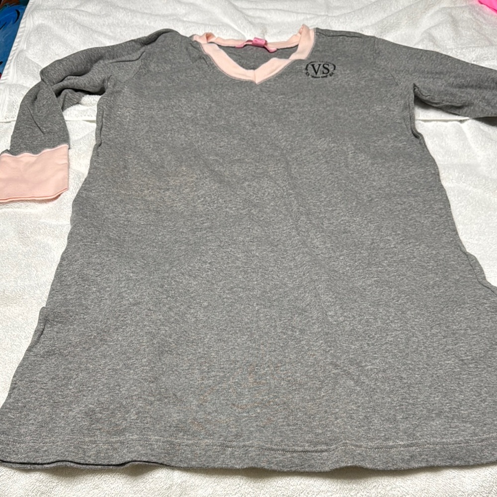 VS Gray and Pink Long Sleeve Sleep Shirt